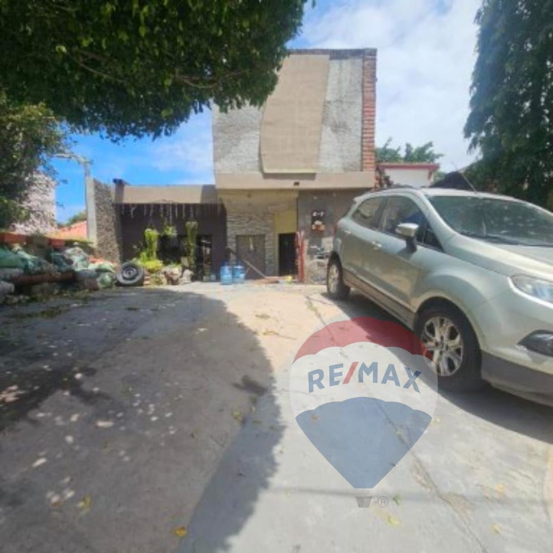 House under construction in Residencial Cumbres de Peña Flor  Zaragoza, La Libertad